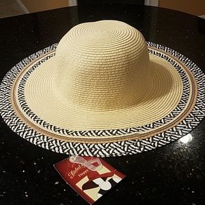 Stripe Border Floppy Hat